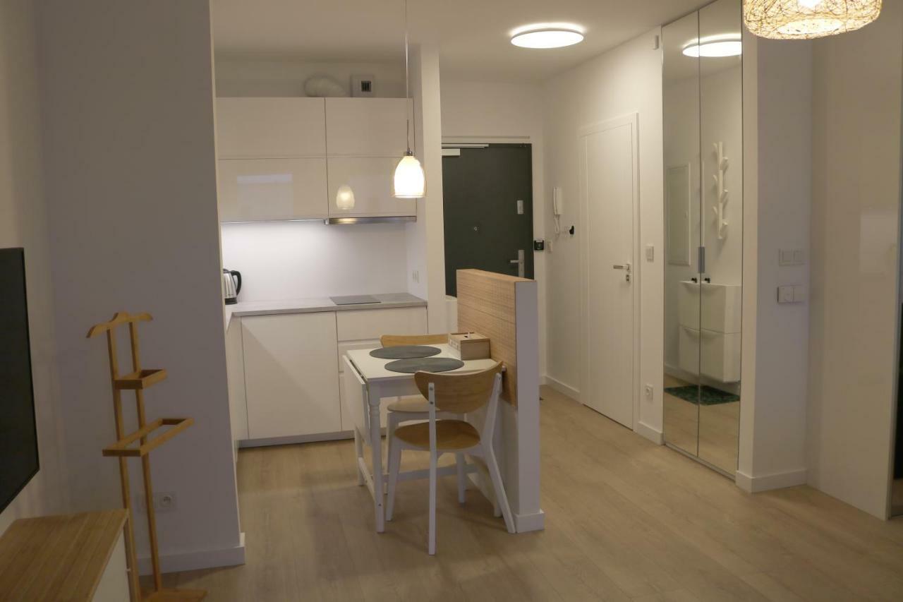Apartamenty Wujka - Poludniowy Poznań Exteriör bild